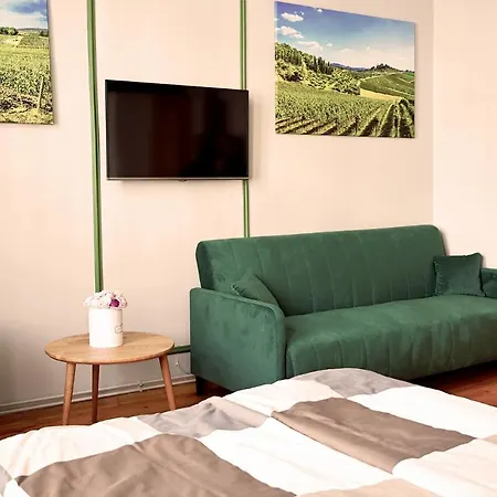 Apartament Riesling Zielona Gora  Exterior photo